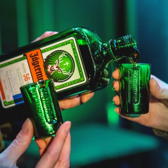 NEW (6-PACK) JAGERMEISTER HEAVY DUTY GLASS GREEN LOGO SHOT GLASSES EMBOSSED SET - Picture 1 of 9